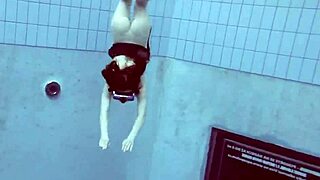 Roxalana Chech Scuba Diving In The Pool!