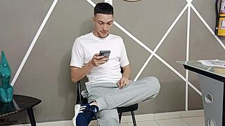 Afortunado Domiciliario Folla El Coño De Vayoleth Como Parte De Pago!