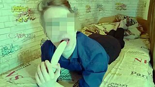 i guide how to suck banana deepthroat