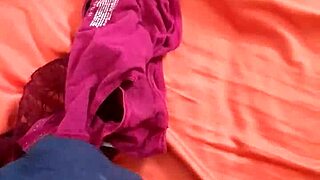 los calzones de mi cuñada cumshot