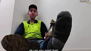 Step gay dad - work sucks - life is tough i like to escape into foot fantasy dreams even when i am at work