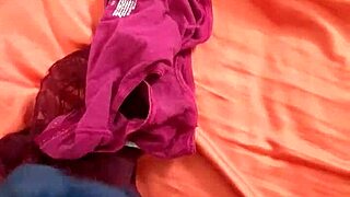 los calzones de mi cuñada cumshot