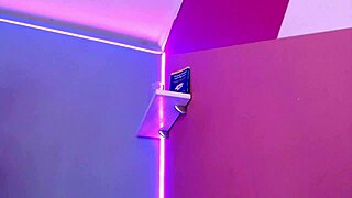 Watch this latina play with toys on webcam solo