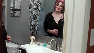 Black friday bust with riley nixon scarlett mae and tyler cruise 😏