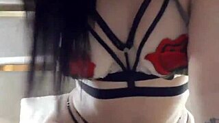 Latina teen shows big ass in thong