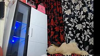 Hot blond on cam pumping pussy for girls4cock.com