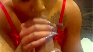 Watch This BBC Stretch Out Galaxydoll!