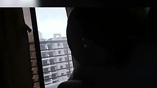 Sluty Bhabhi Gets Fucked By Delivery Boy Hard