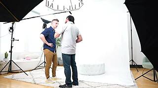 Brunette with small tits asks, will you drench my face if I help in this wet mmf session?