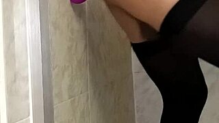 Sexo Con Mi Dildo En El Baño With Latina Toys.
