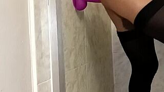 Sexo Con Mi Dildo En El Baño With Latina Toys.