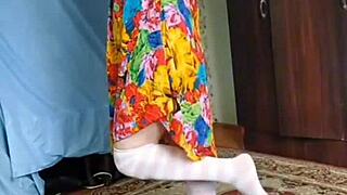 A big white ASS crossdresser TWERKS on WEBCAM