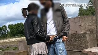 teen tries her first porn casting with some naughty fun