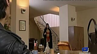 Jolie Asian And Her Lookalike Feel Intense Pleasure In Threesome Fuck