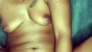 naej ae rides her toy and squirts after a throat kiss