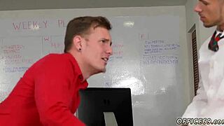 straight cowboys bend over for gay fuck. 🔥