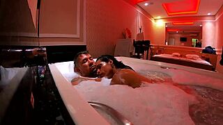 a morena acordou com vontade de dar o cu na agua mr matusalem - natzinha morena