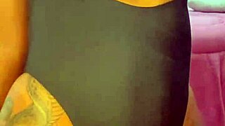 Novinha Gostosa Deixou Seu Colega de Quarto Fuder Sua Bucetinha e Gozar Ela Todinha Aproveitamos Antes que Alguém Chegasse Rosa Vermelha