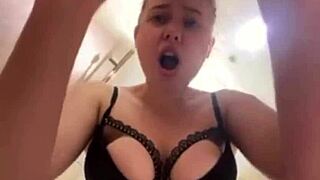 Cute BBW Fucking In Public Close Up