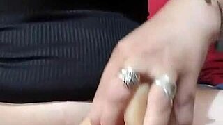 i like to masturbate for you, watching my big pussy lips get wet