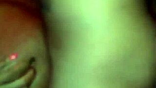 Metendo Sem D� No Cuzinho Da Noiva Do Amigo Olha O Estrago No Final