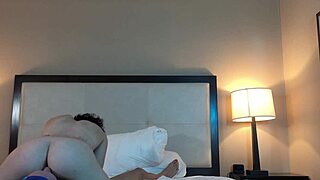 Eating hot petite 18+ woman's pussy