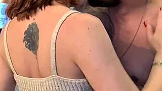 sexo gostoso com a ruivinha da bucetinha rosinha?