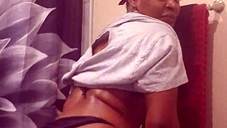 Naejae Performs Twerking Show With 3 Songs