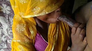 Desi Indian Wife Gets Her Pussy Licked And Fucked In Doggystyle By Husband Before Creampie.