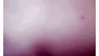 La Gordita Gets on All Fours!