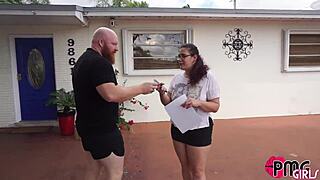 Super Fan Vicki Verona Meets Crush Thor Johnson