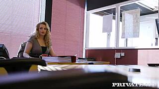 Sienna Day Feels Passion Fucking Her Boss For Facial