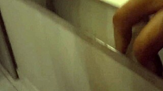 loira casada com corno fudendo com o professor de muscula��o