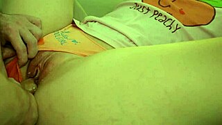 I rub my dick on her orange panties and cum inside stepsis! 🍊