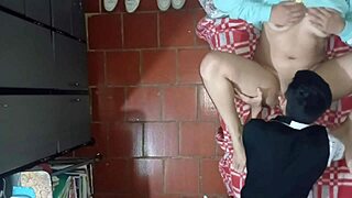 Camara graba hijastro mayor follando con madrastra colombiana 18 19 yo