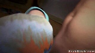 Teen on Webcam! Amateur Pussy Operation!