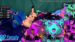 Webcam girl uses toys for masturbation, cumming and squirting on camera.