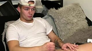 Hot Sends Masturbation Video!