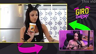 Elas Aproveitaram Uma Da Outra, Japanese Asian In California Usa