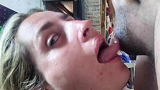 The sloppy rich deepthroat blowjob from this blonde slut girlfriend with cumshot