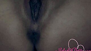 I'm yours melody petite 18+ with big ass and pussy