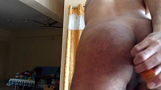 i enjoy butt fucking with a carrot in this solo session