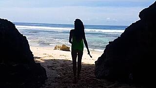 Passionate Sex On Paradise Beach With Screaming Orgasm!