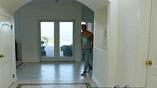 Tiny stepsis feels intense pleasure