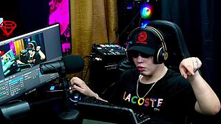 Ruan Showed His Cock to Lary Cubas in Public Barraco Interview