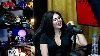 Ruan Showed His Cock to Lary Cubas in Public Barraco Interview