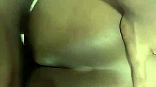 casal curte carícias com putaria e gozadas