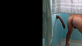 i anal gaped with a big buttplug, squirting and creampieing extremly