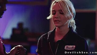 Dude chats with sweaty busty blonde babe