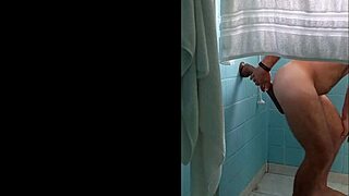 i anal gaped with a big buttplug, squirting and creampieing extremly